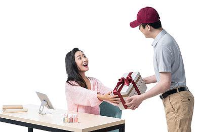 《我的世界》即将开启新年庆祝活动 推出免费新皮肤和地图